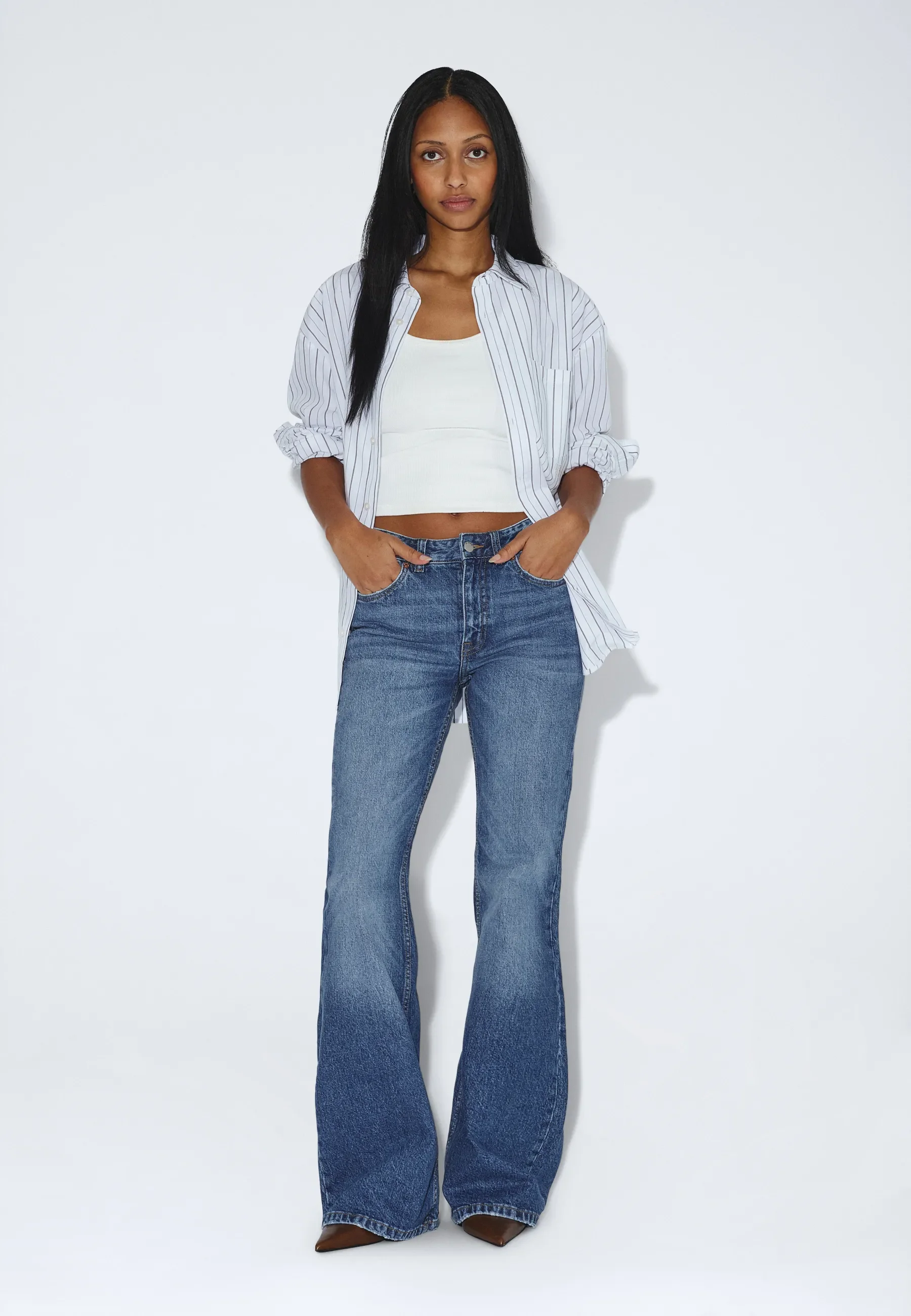 Elba Mid Bootcut - Bay Mid Fade Worn - Image 2