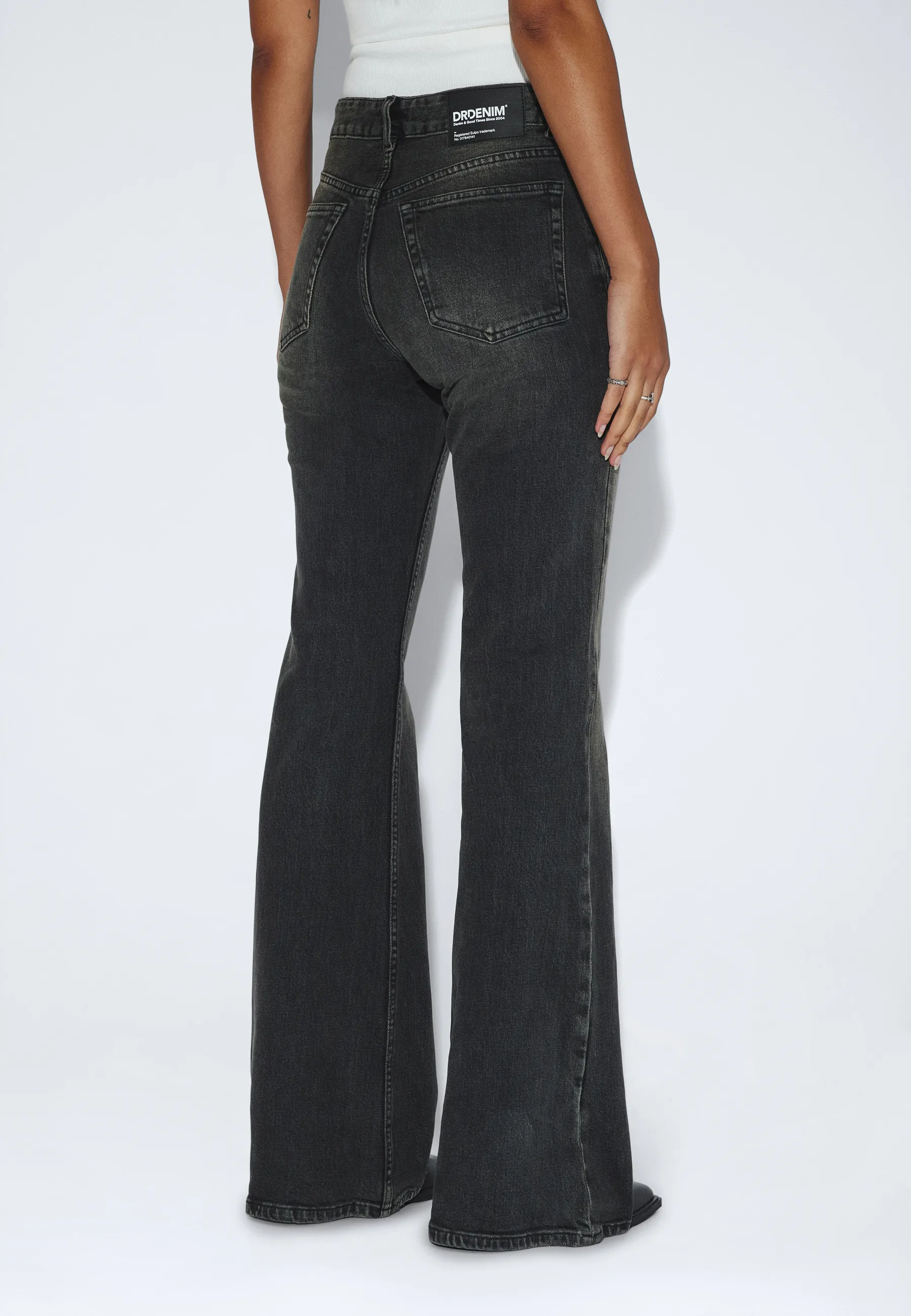 Elba Mid Bootcut - Tar Aged Black Fade - Image 6