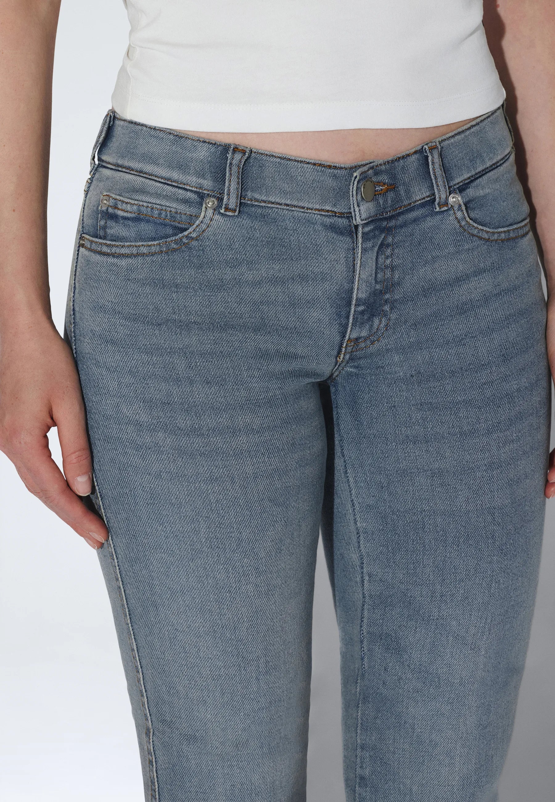 Kily Low Bootcut - Cape Light Fade Vintage - Image 8