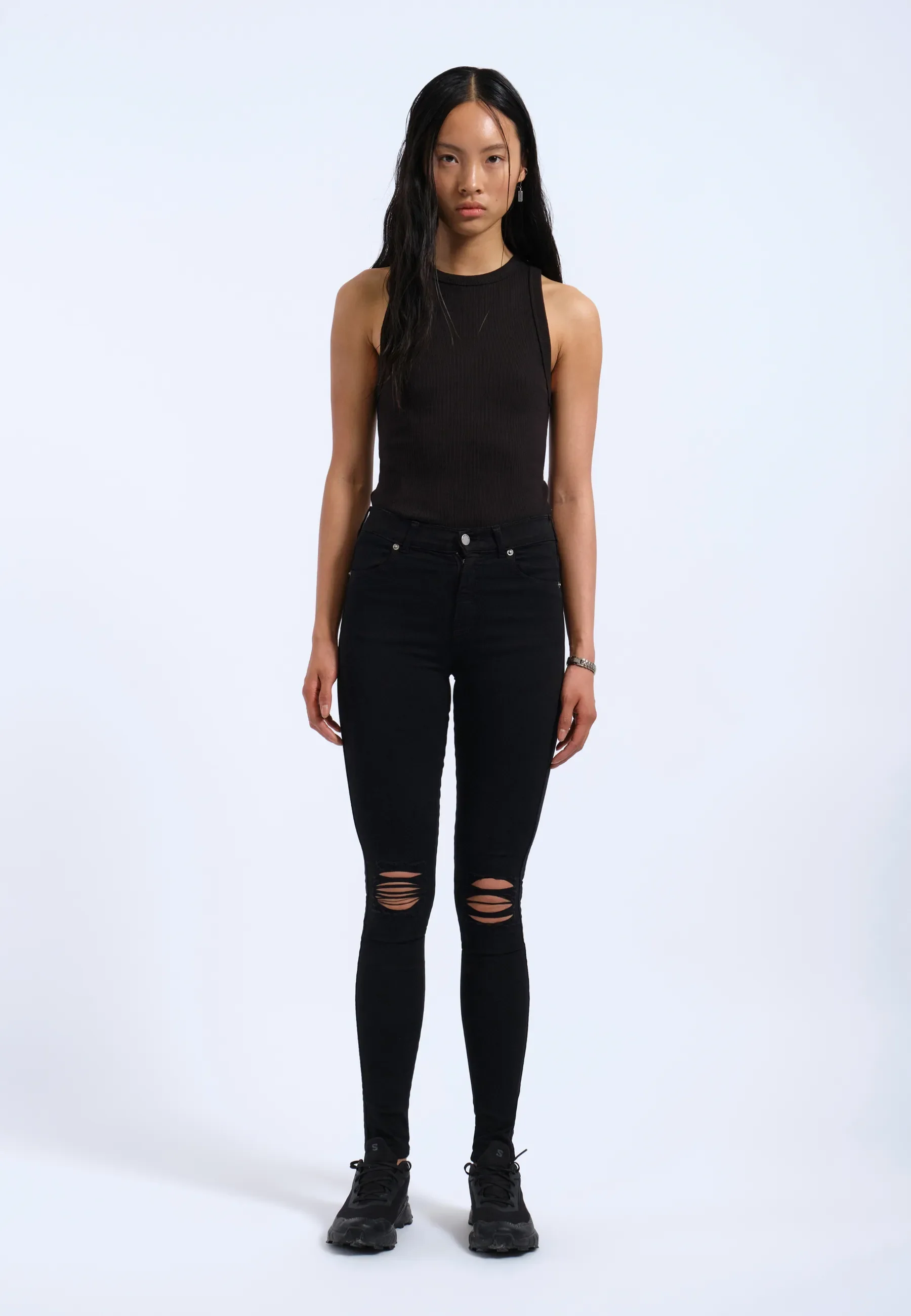 Lexy Mid Skinny - Black ripped knees - Image 3