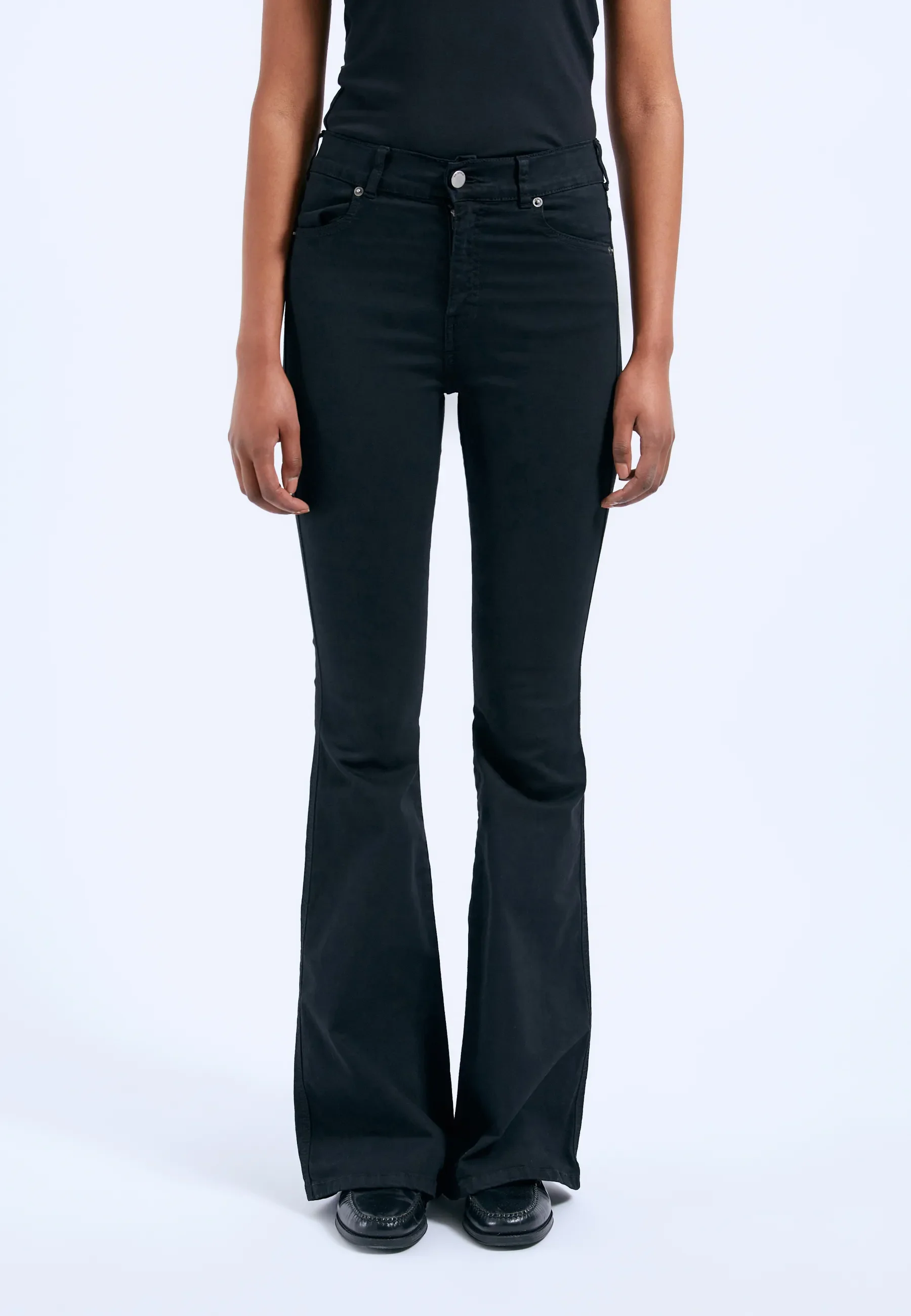 Macy Mid Flare - Black - Image 3