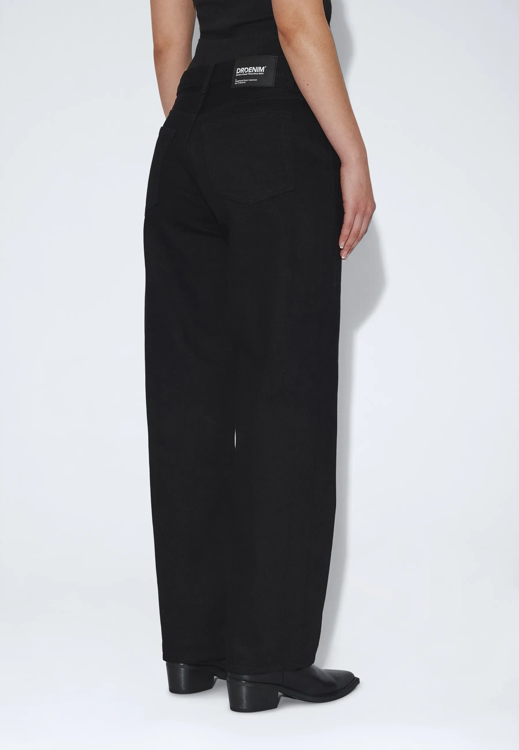 Nika Mid Straight - Black - Image 8