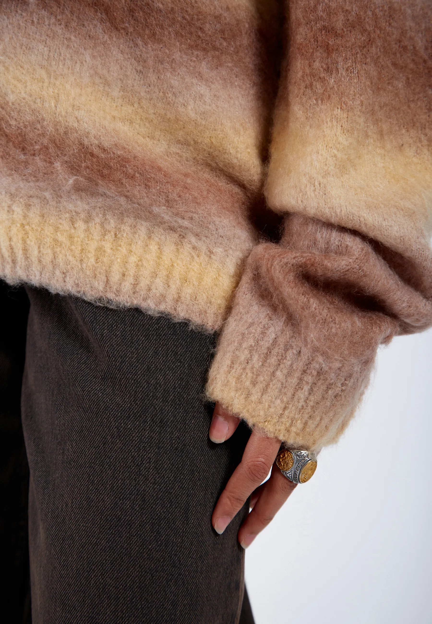 Tom Cardigan - Fade Yellow - Image 12