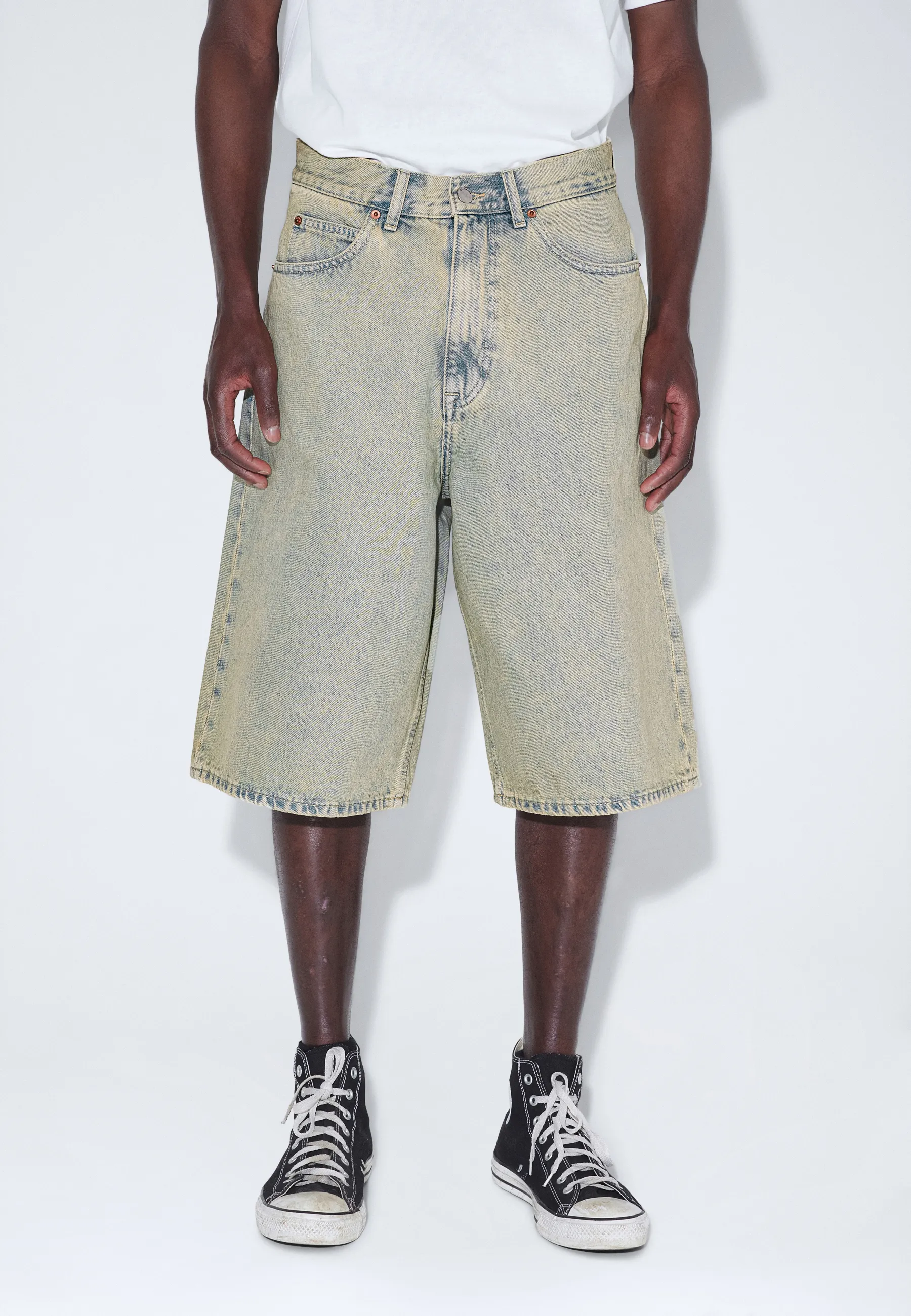 Vali Shorts - Stream Desert - Image 6